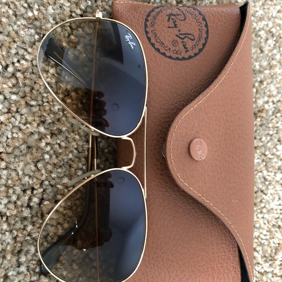 RAY BAN AVIATORS ⭐️ - Picture 2 of 2